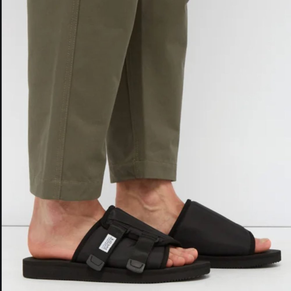 Suicoke Black Kaw-Cab Sandals